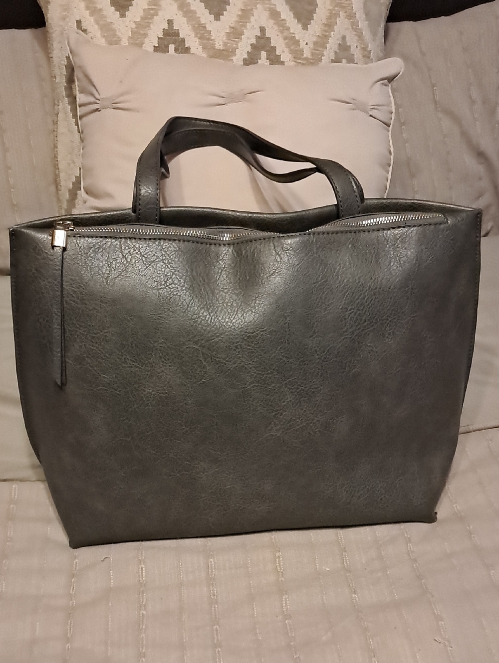 Sole Society Nycky Gray Large Faux Leather Oversized Tote Bag 2 Pocket Vegan